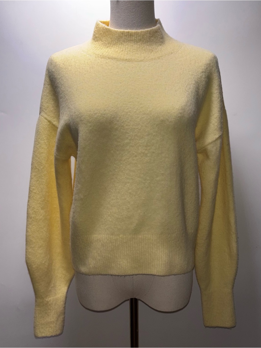 & Other Stories Light Yellow Mock Turtleneck Sweater Size XS
